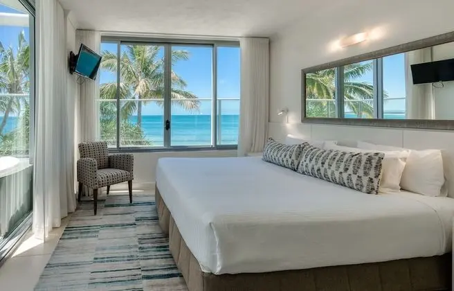 Süit, 1 Yatak Odası, Sigara İçilmez, Küçük Mutfak (One Bedroom Beachfront Spa Penthouse)