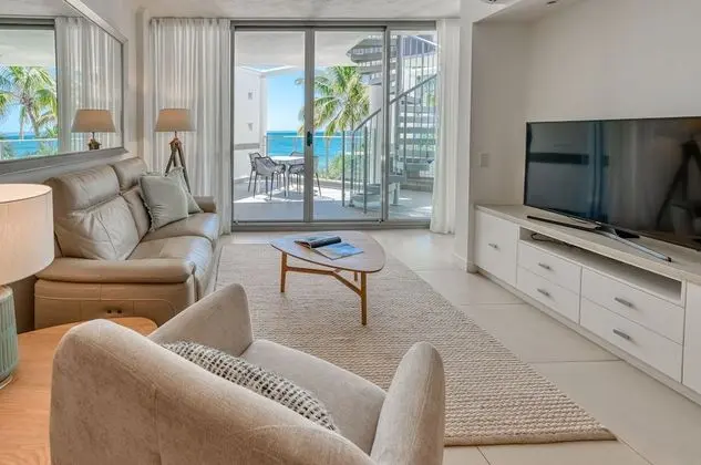Süit, 1 Yatak Odası, Sigara İçilmez, Küçük Mutfak (One Bedroom Beachfront Spa Penthouse)