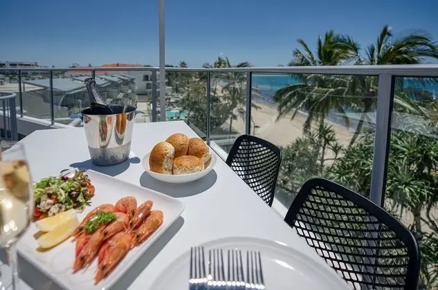 Süit, 1 Yatak Odası, Sigara İçilmez, Küçük Mutfak (One Bedroom Beachfront Spa Penthouse)