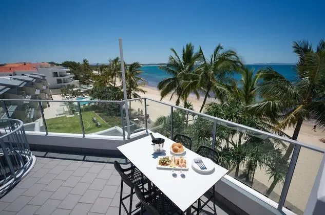 Süit, 1 Yatak Odası, Sigara İçilmez, Küçük Mutfak (One Bedroom Beachfront Spa Penthouse)