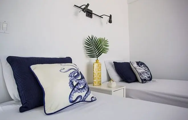 Design Stüdyo Süit, 1 Yatak Odası, Balkon, Kısmi Deniz Manzarası