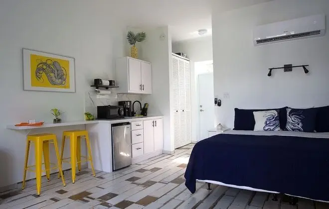 Design Stüdyo Süit, 1 Yatak Odası, Balkon, Kısmi Deniz Manzarası