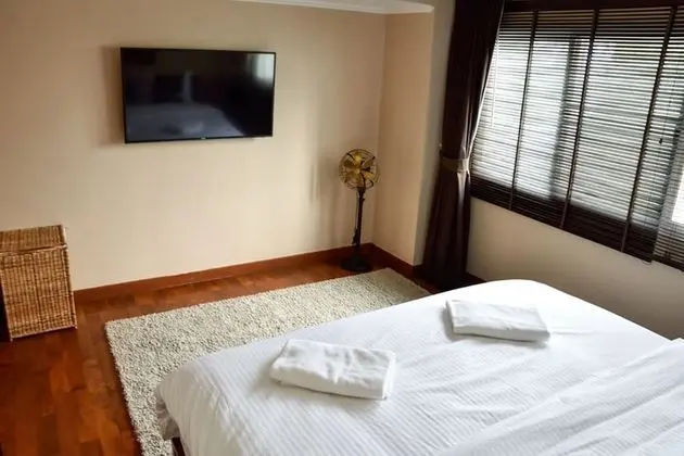 2-Bedroom Condo with Sea View