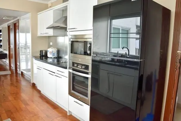 2-Bedroom Condo with Sea View