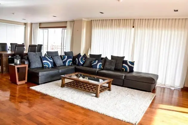 2-Bedroom Condo with Sea View