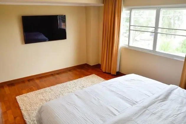 2-Bedroom Condo with Sea View