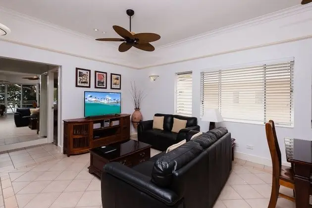 Luxury Apart Daire, 3 Yatak Odası, Plaj Manzaralı, Denize Sıfır