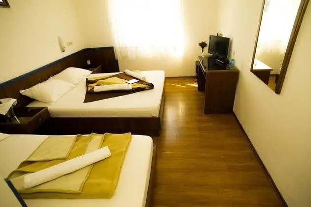 Standard Oda, Birden Çok Yatak, Deniz Manzaralı