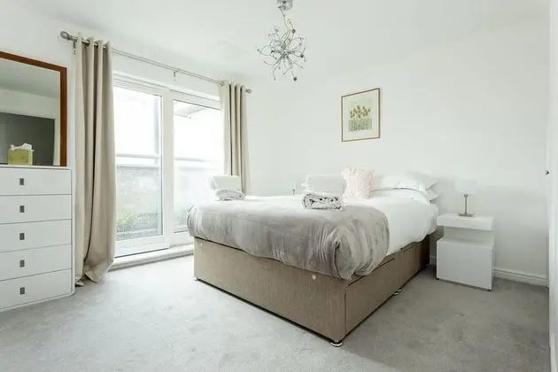 Ev (2 Bedrooms)
