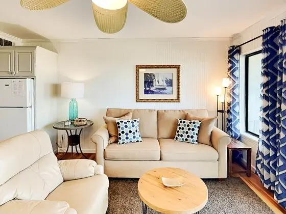 Daire, 1 En Büyük (King) Boy Yatak, Balkon, Okyanus Manzaralı (Beach Racquet A221)