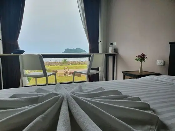 Stüdyo, Deniz Manzaralı