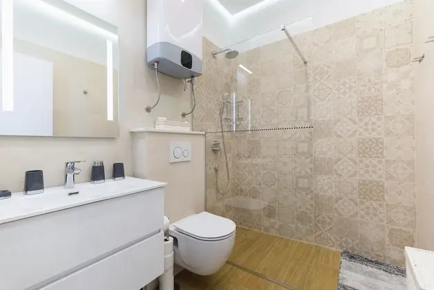 Premium Apart Daire, 1 Büyük (Queen) Boy Yatak ve Çekyat