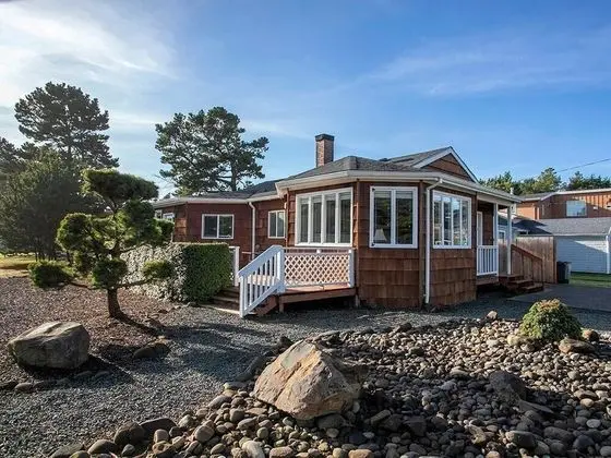 Ev, Birden Çok Yatak (Beach Retreat)