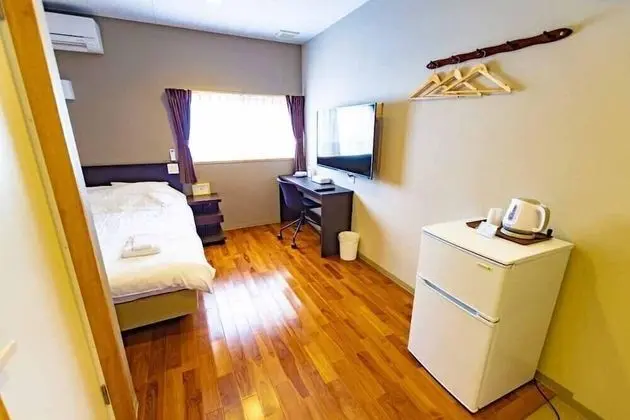 Basic Tek Büyük Yataklı Oda (In Building D)