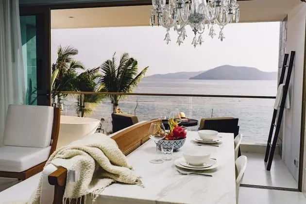 Two-Bedroom Mezzanine Suite