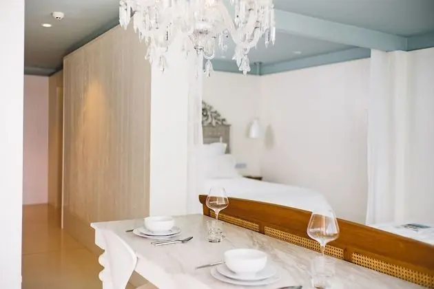 Two-Bedroom Mezzanine Suite