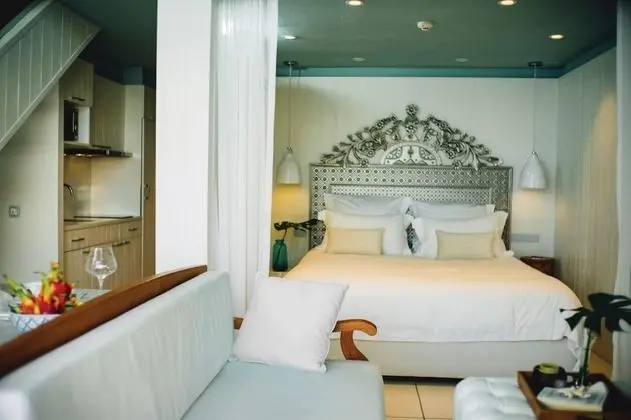 Two-Bedroom Mezzanine Suite
