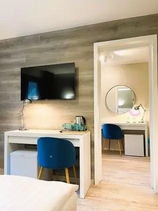 Family Oda, Balkon, Park Manzaralı