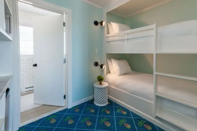 Ocean Bunk