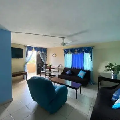 1 bedroom condo with balcony