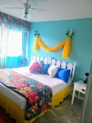Family Condo, Multiple Beds, Accessible, Partial Ocean View with balcony