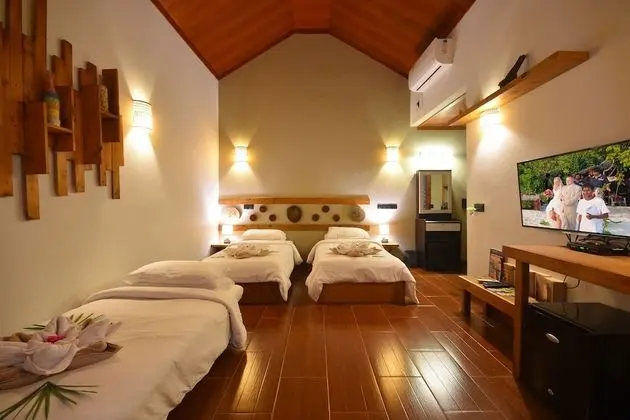 Family Bungalov, 1 Yatak Odası, Bahçe Manzaralı, Bahçeli