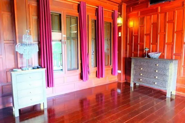Thai House