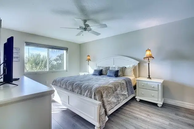 Daire (Beach Way East)