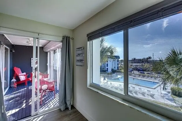 Daire (Beach Way East)