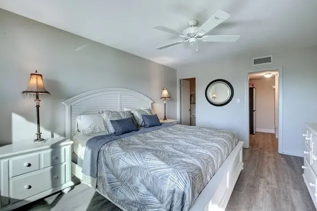 Daire (Beach Way East)