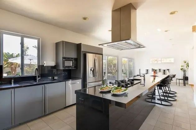 Ev (5 Bedrooms)