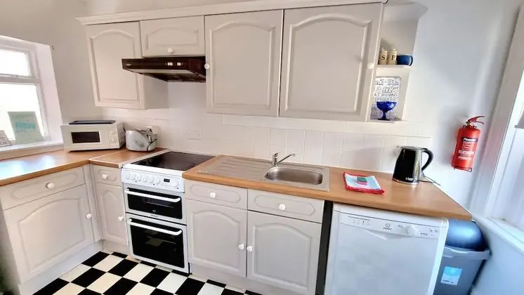Apart Daire, Özel Banyo, Bahçe Manzaralı (2)