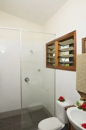 Bungalov, Okyanus Manzaralı (Oceanfront Bure)