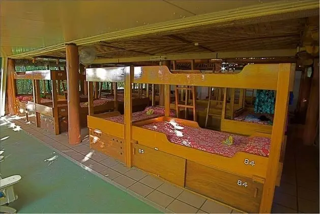 Ortak Ranzalı Oda (Falekau Dorm)