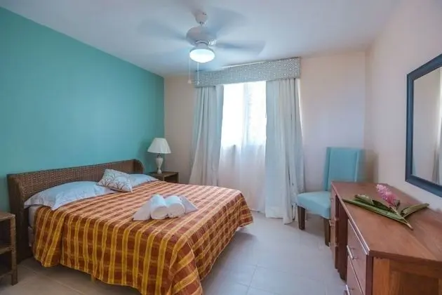 Comfort Tek Büyük Yataklı Oda, 2 Yatak Odası, Balkon, Okyanus Manzaralı