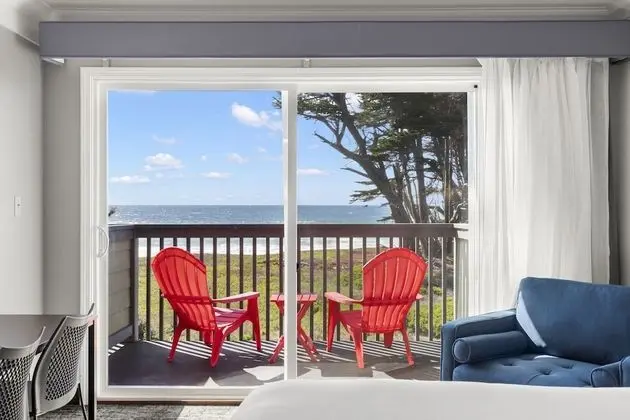 Two Queen Beds, Ocean View