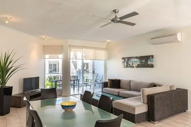 Standard Apart Daire, 2 Yatak Odası, Balkon, Havuz Manzaralı