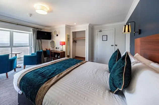 Superior Double with Coastal View