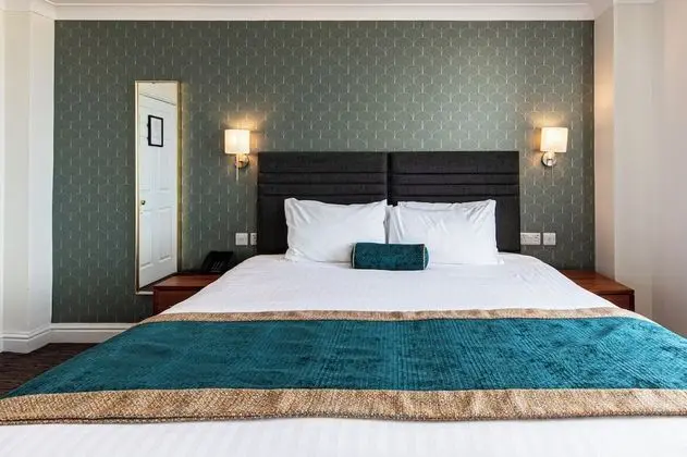 Superior Double with Coastal View