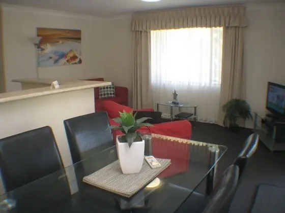 Oda (One Bedroom w/ Garden View)