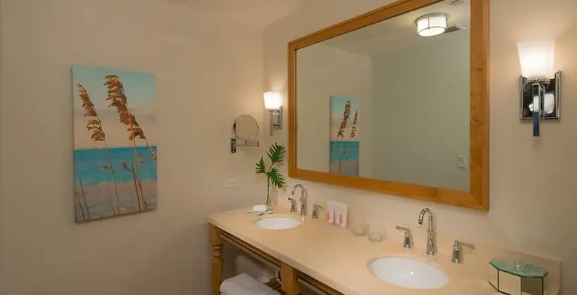 Luxury Oda, 1 Yatak Odası, Bahçe Manzaralı (Key West Luxury Concierge Room)