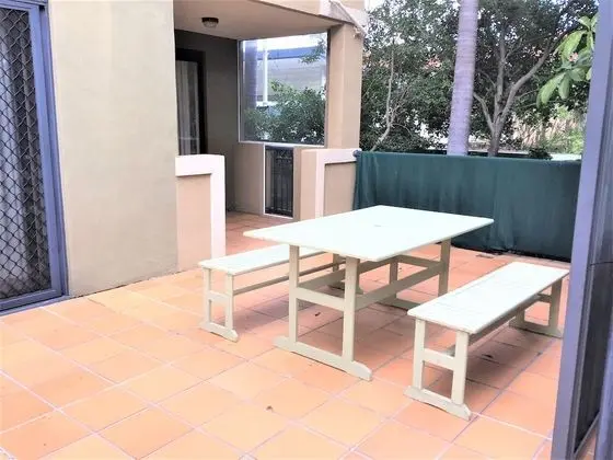 Standard Apart Daire, 3 Yatak Odası, Mutfak