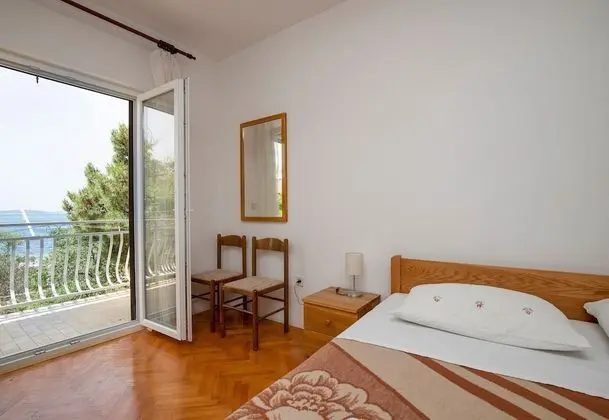 Family Apart Daire, Birden Çok Yatak, 2 Banyolu, Bahçeli (Beachfront Apartment Gaj 6)