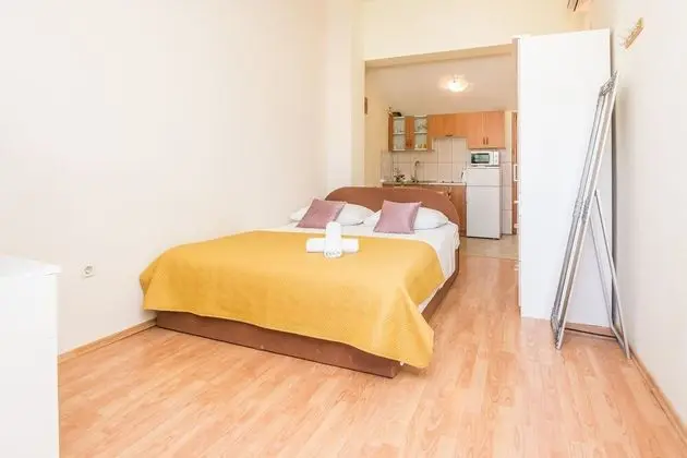 Standard Stüdyo, 1 Çift Kişilik Yatak, Bahçeli (Beachfront Apartment Mira 2)