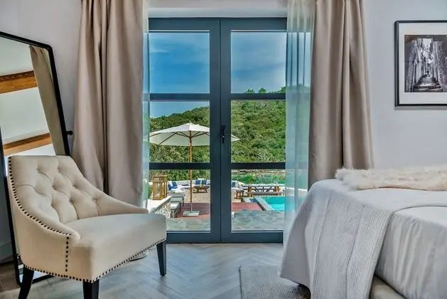 Deluxe Villa