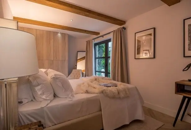 Deluxe Villa