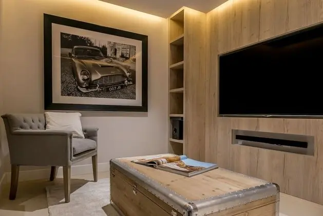 Deluxe Villa