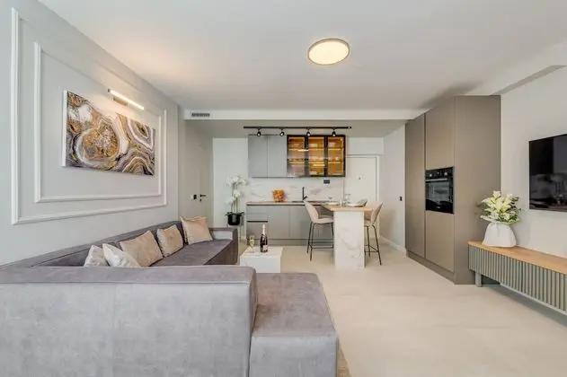 New York One Bedroom Apartment