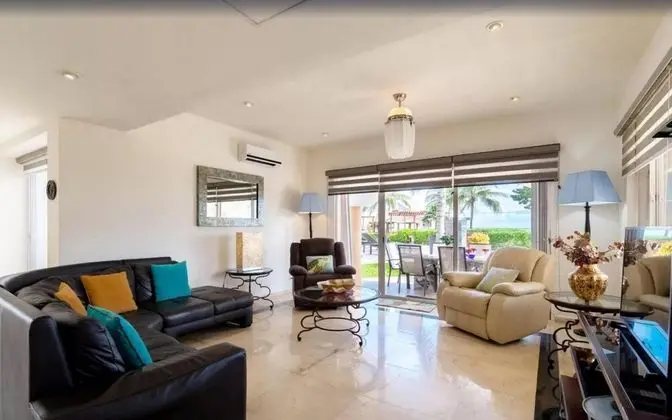 Casa Grande Ocean Front