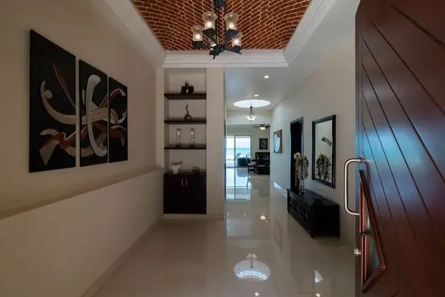 Casa Joya del Mar Beachfront